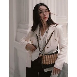 ZARA JACKET WITH BUTTONS size S